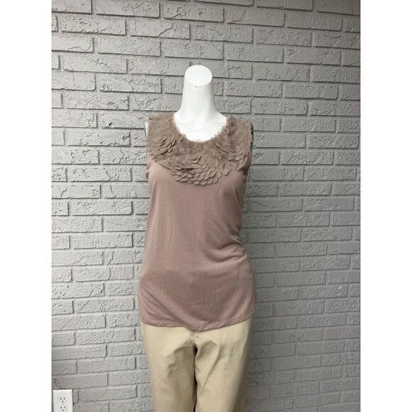 M. Wynne Women Taupe Ruffle Sleeveless Top Size S - Picture 1 of 8